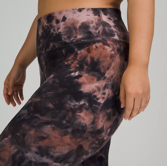 LULULEMON ALIGN™ HIGH-RISE CROP 23" -Diamond Dye Graphite Grey Pink Pastel - Picture 4 of 7